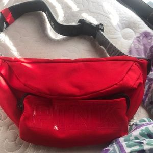 CROSS BODY/ FANNY PACK
